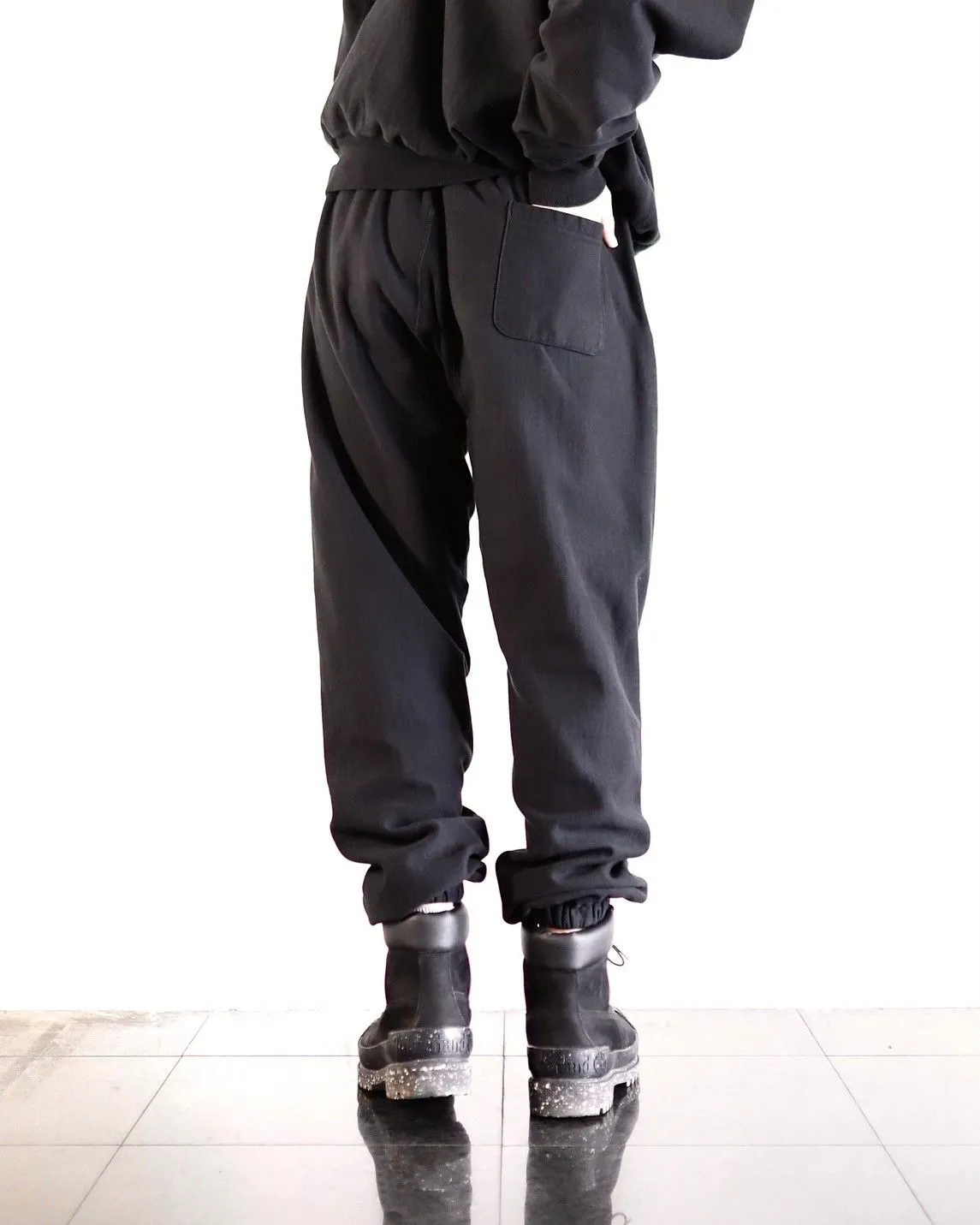 SAINT MICHAEL ARCH SAINT SET PANTS/BLACK The latest SAINT LOGO sweatpants, washed black/gray gray S-XL, custom woven and dyed, black surface and gray bottom fabric, same as the original version, original level straight cracking pulp, original cut and loose fit
